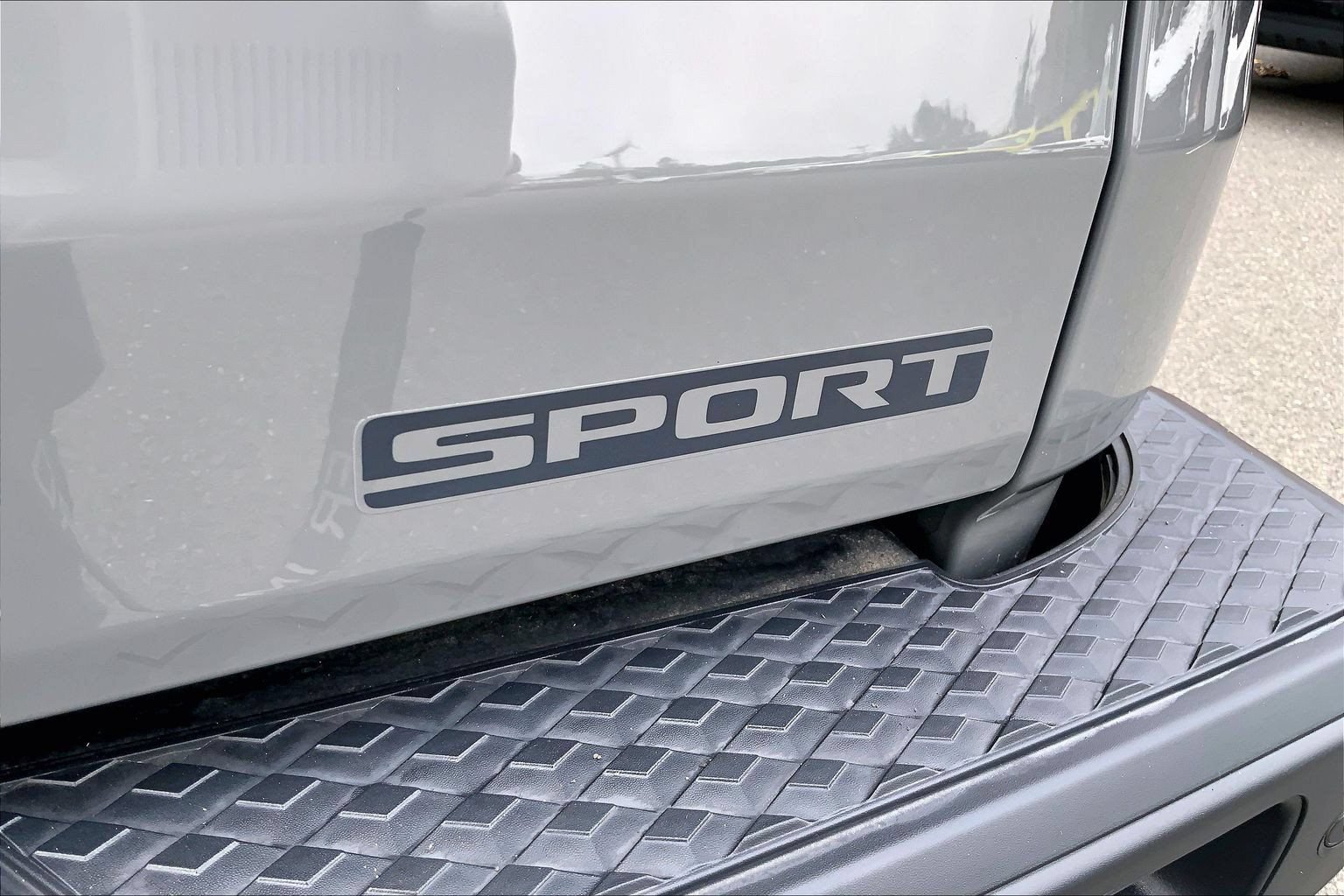 Used 2021 Jeep Gladiator Sport AWD/4WD image 27