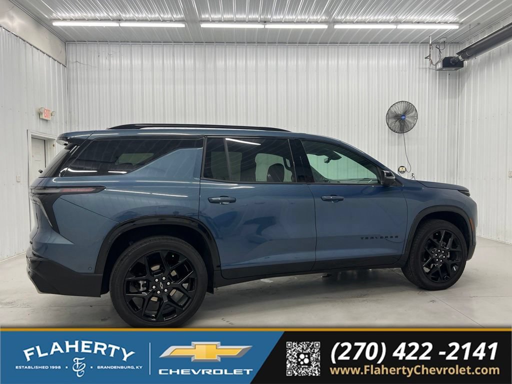 Used 2024 Chevrolet Traverse RS w/ LPO, Floor Liner Package AWD/4WD video 2