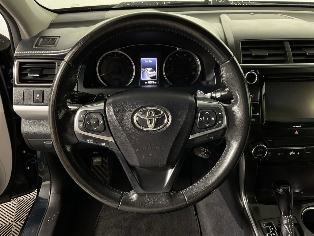 Used 2016 Toyota Camry XSE image 18