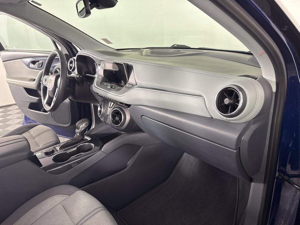 Used 2022 Chevrolet Blazer LT FWD image 34