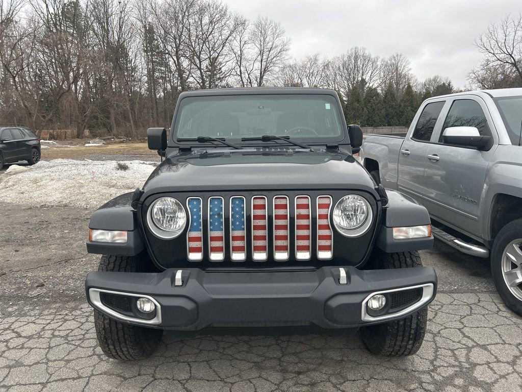Used 2022 Jeep Wrangler Unlimited Sahara AWD/4WD image 4