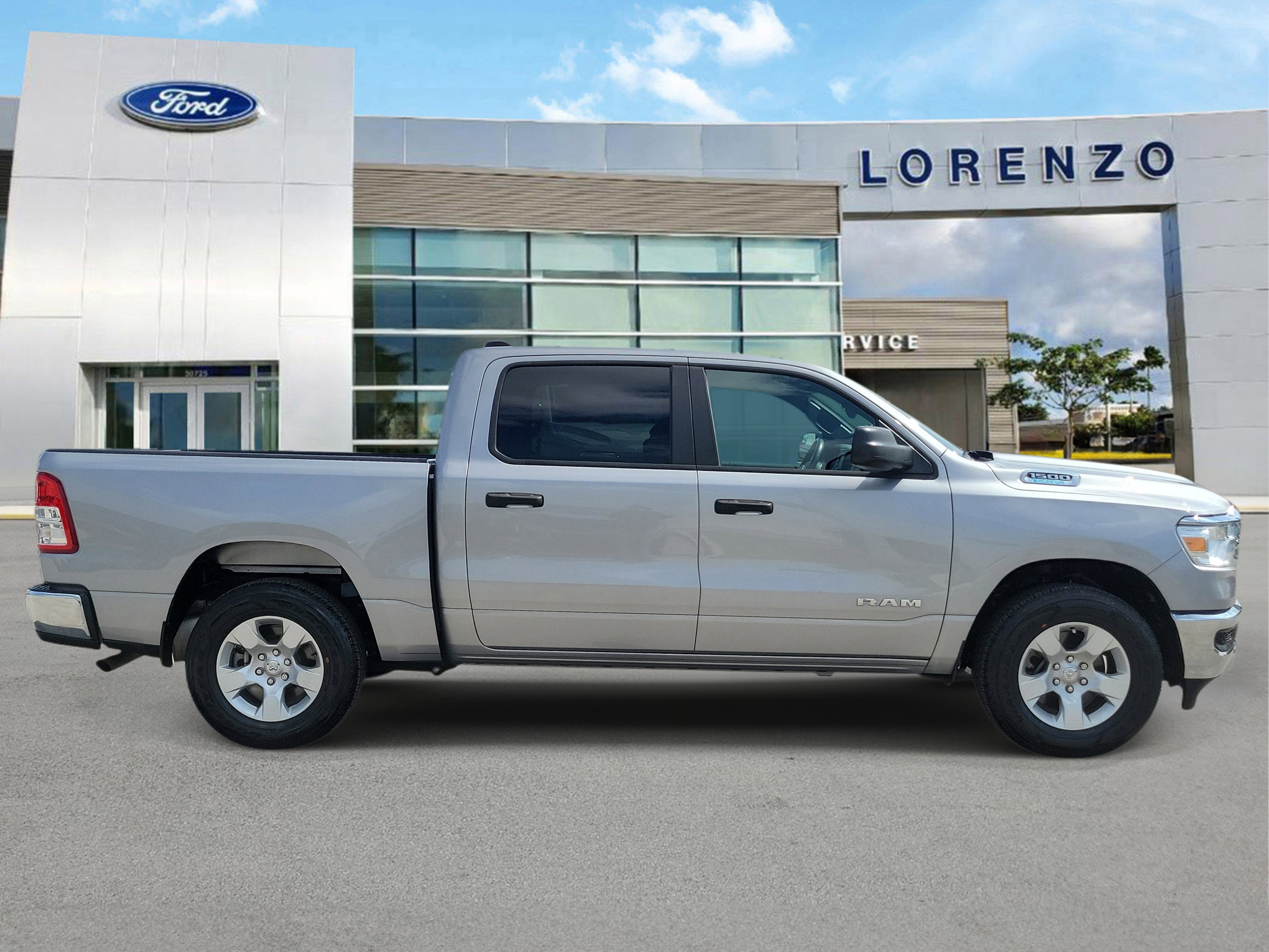 Used 2023 RAM 1500 Big Horn RWD image 4