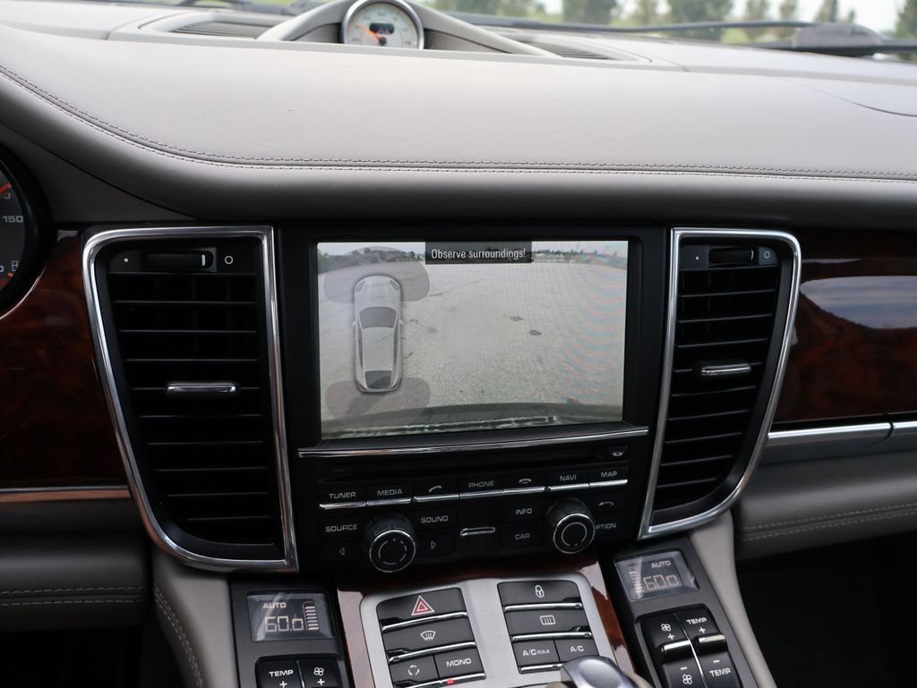 Used 2013 Porsche Panamera GTS AWD/4WD image 24