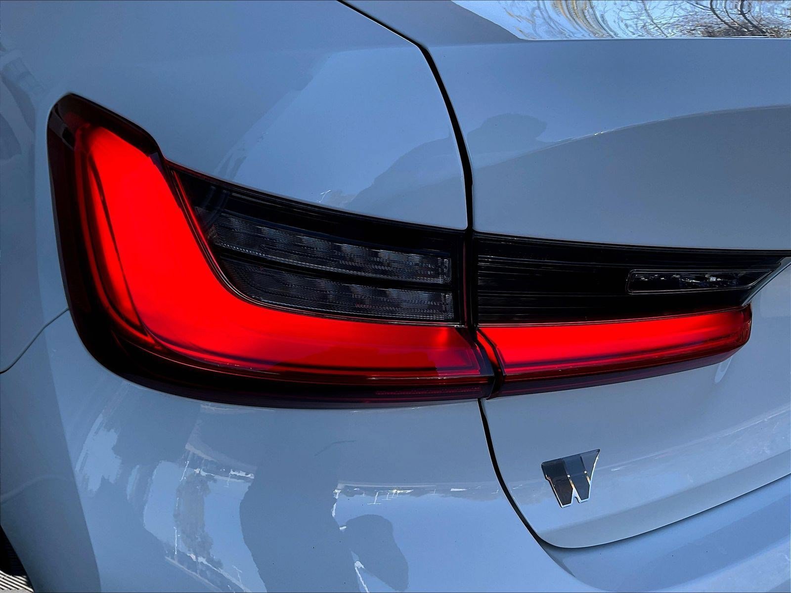Used 2019 BMW 330i Sedan w/ Driving Assistance Package RWD image 23