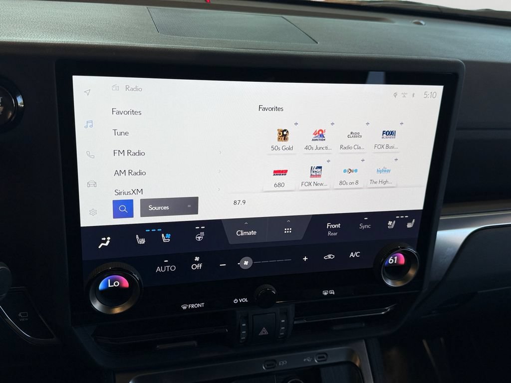 Used 2024 Lexus GX 550 w/ Accessory Package (2T) AWD/4WD image 21