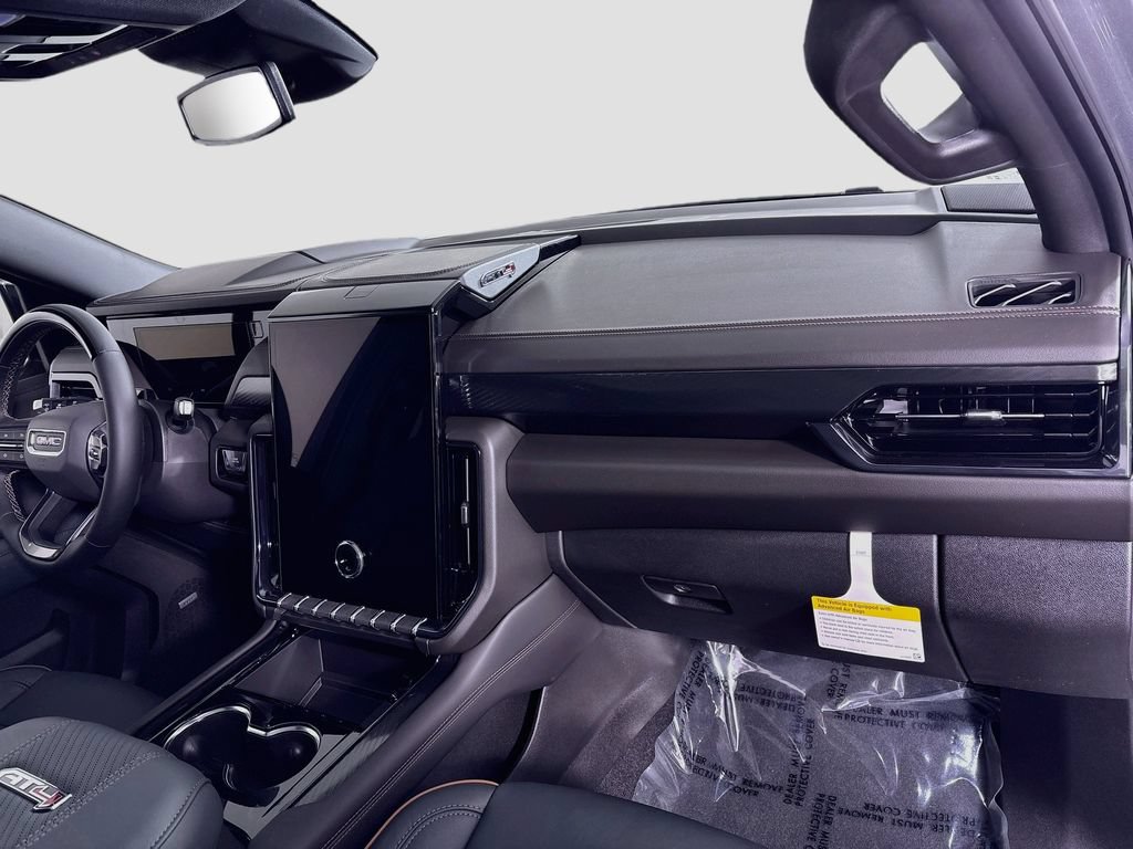 New 2026 GMC Yukon AT4 AWD/4WD image 30
