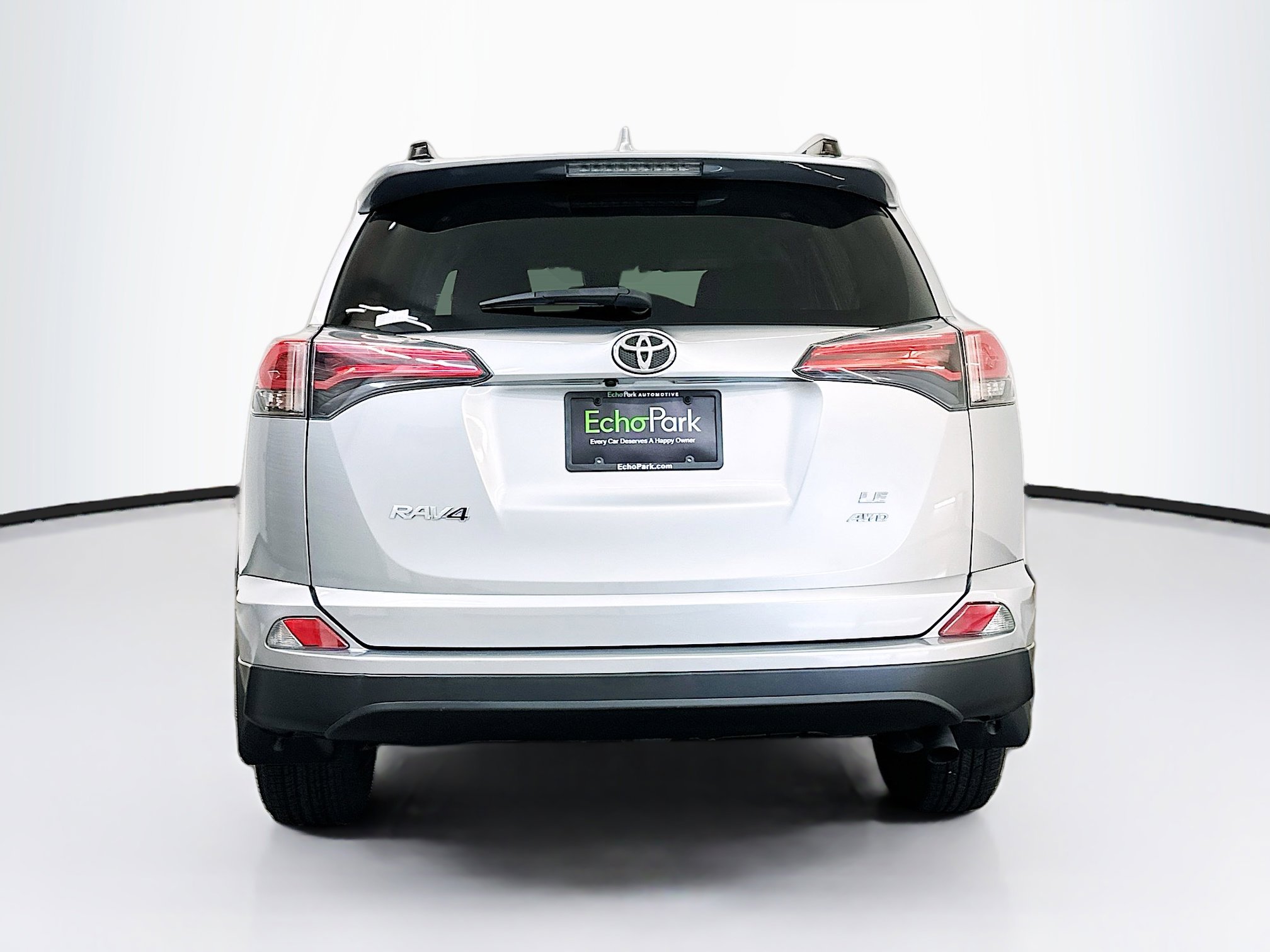 Used 2018 Toyota RAV4 LE w/ All Weather Liner Package AWD/4WD image 7
