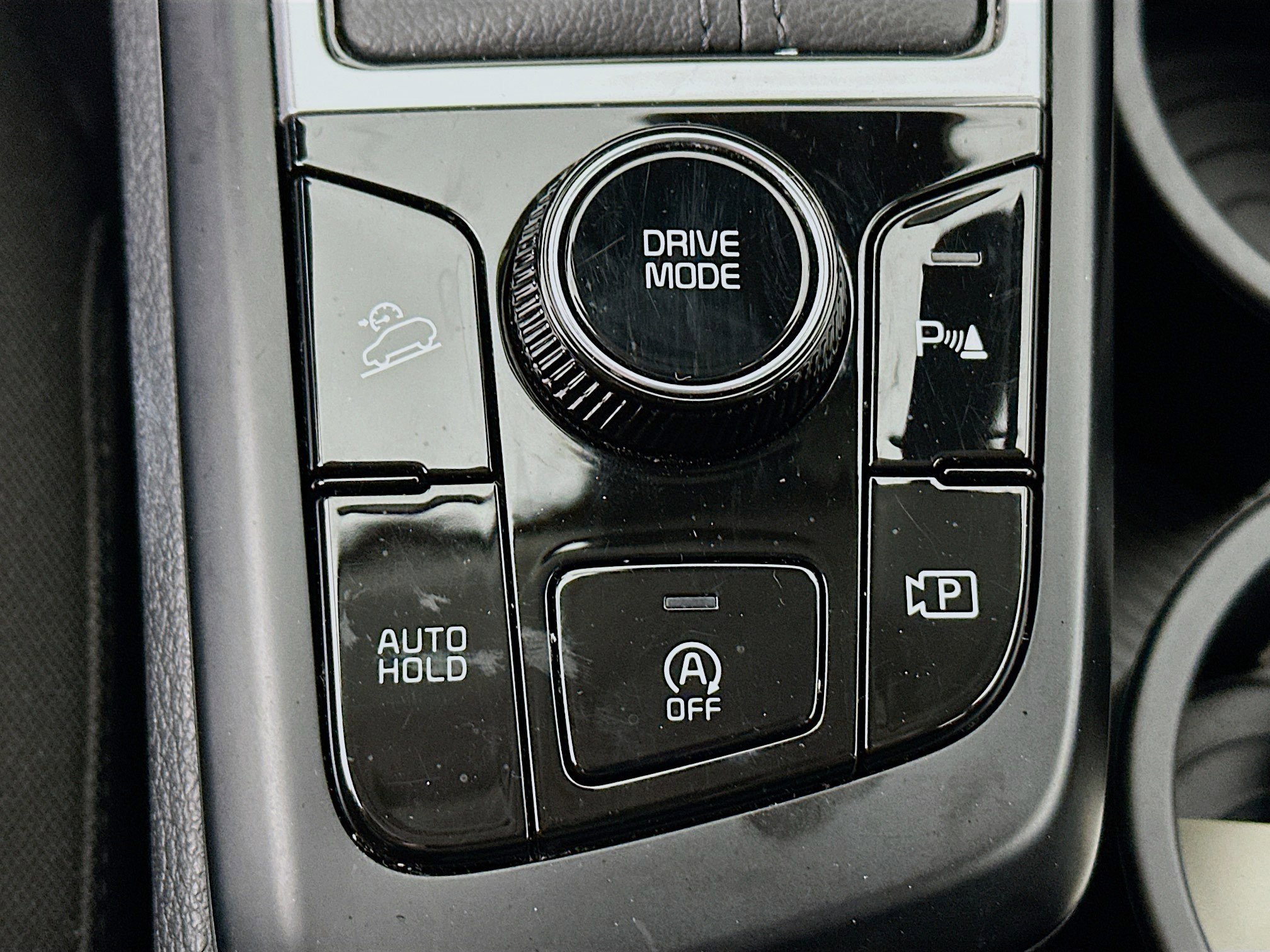 Used 2025 Kia Sportage LX image 24