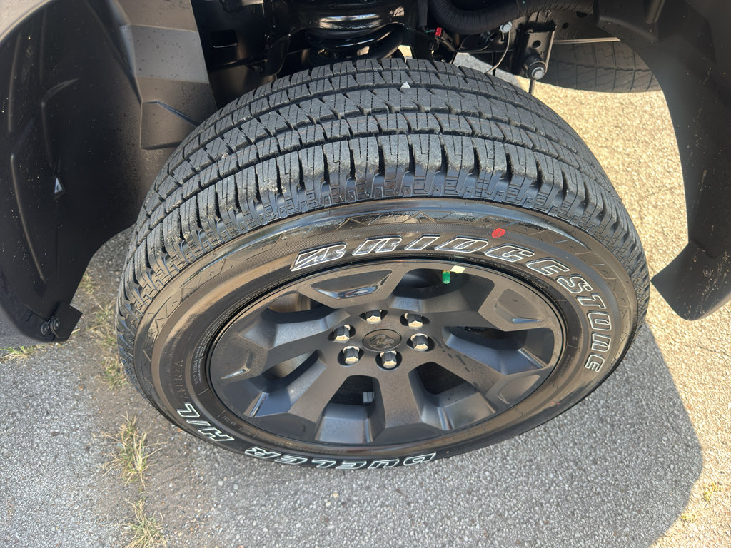 New 2026 RAM 1500 Express AWD/4WD image 24