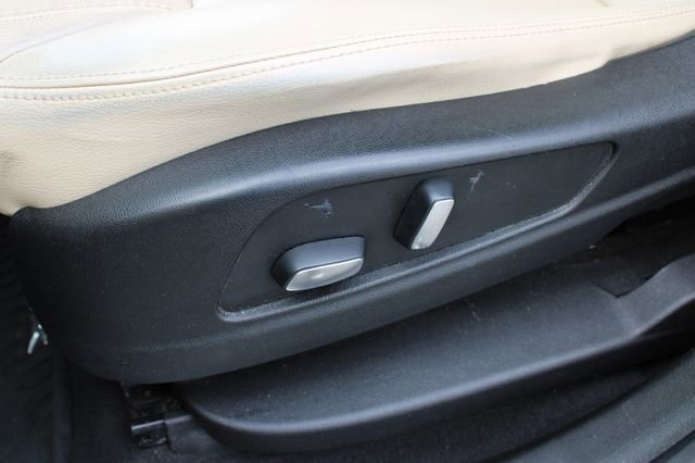 Used 2019 Cadillac XT5 AWD image 13