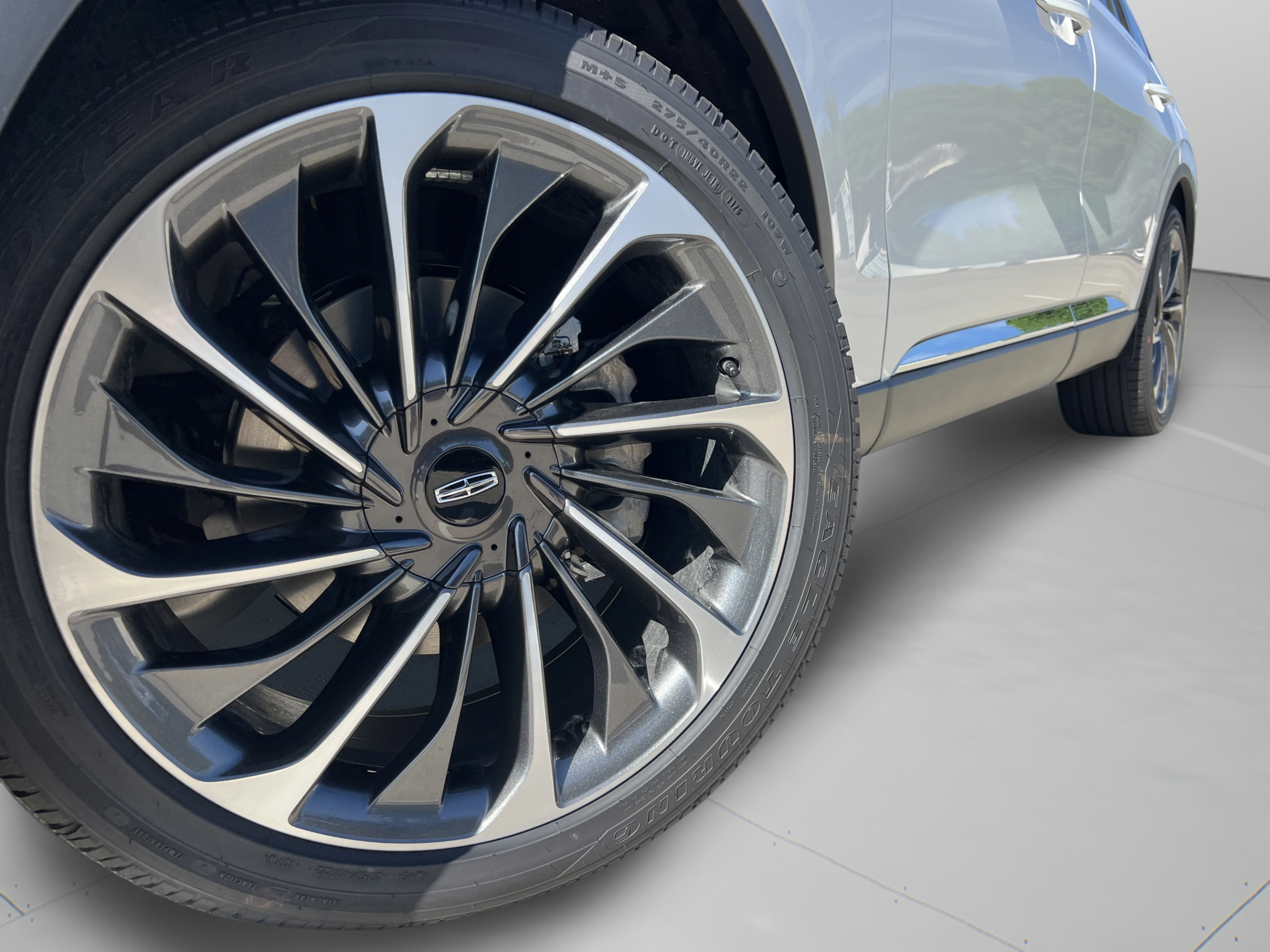 New 2026 Lincoln Aviator Reserve w/ Luxury Package RWD image 34