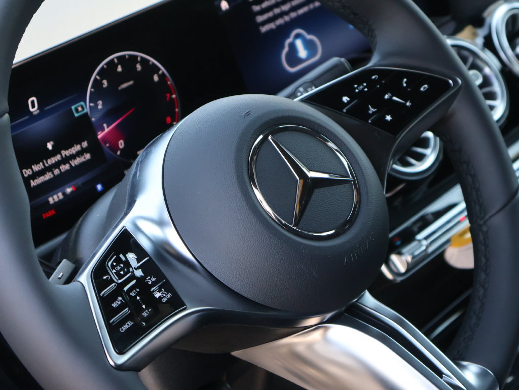 New 2026 Mercedes-Benz GLA 250 4MATIC image 24
