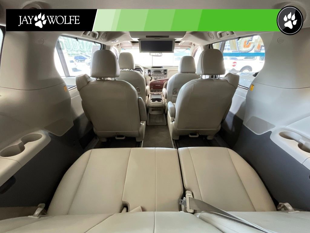 Used 2011 Toyota Sienna XLE w/ Entertainment Pkg AWD/4WD image 23