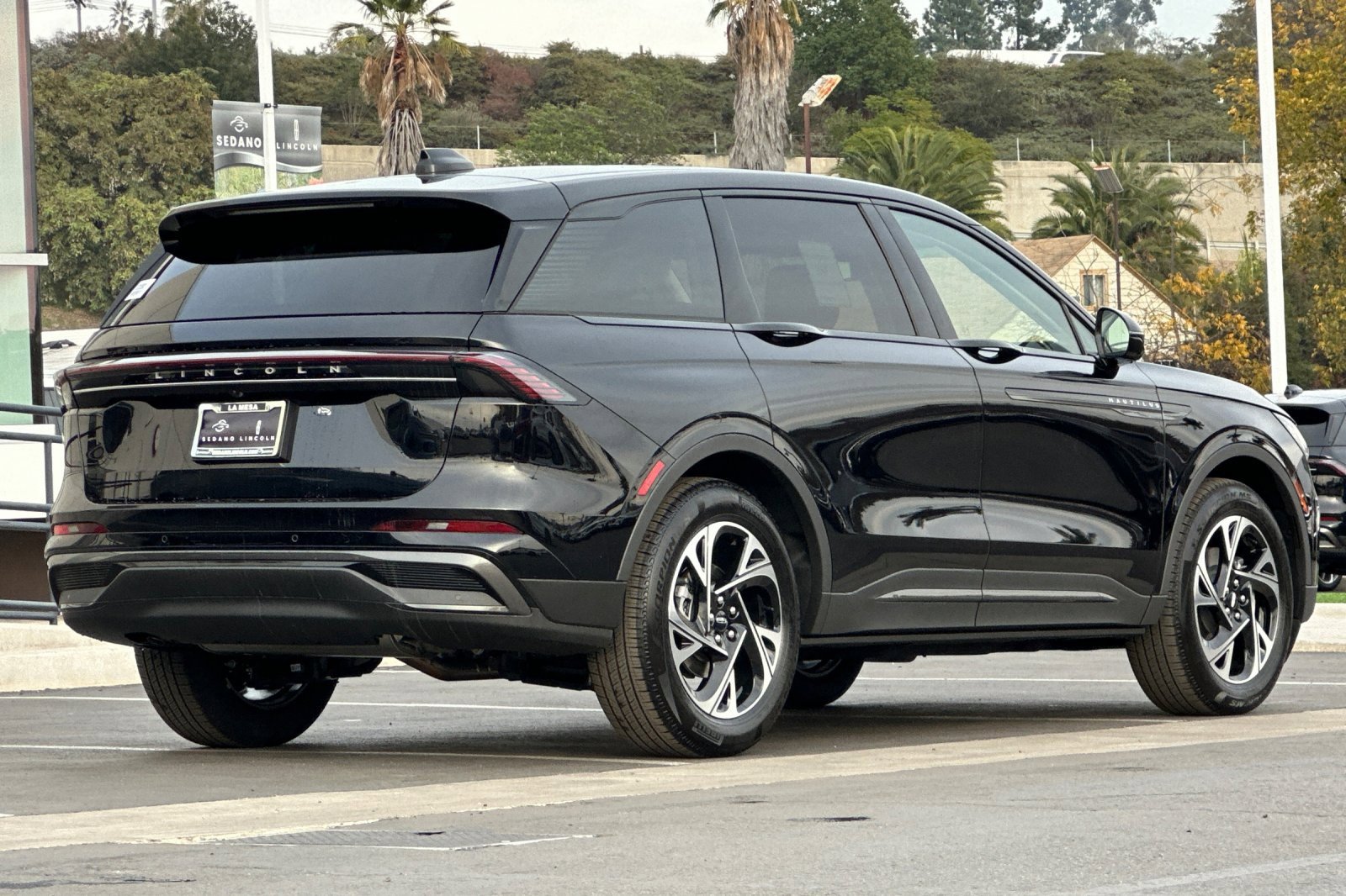 New 2026 Lincoln Nautilus Premier w/ Equipment Group 102A image 3