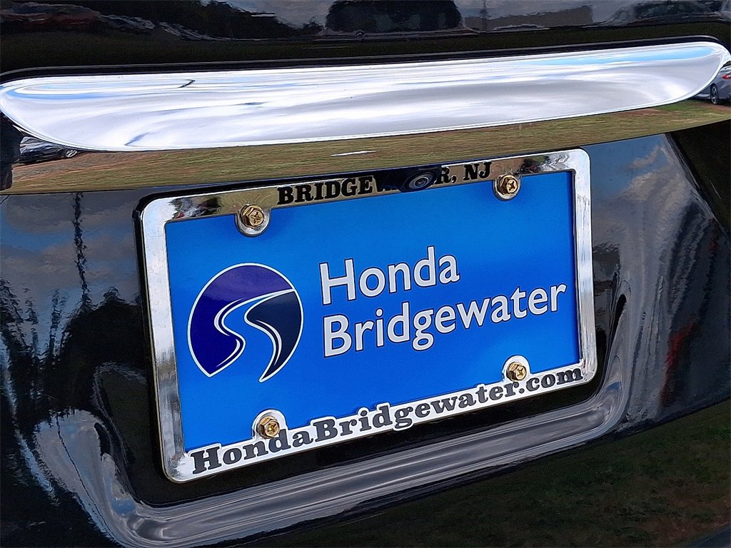 Used 2022 GMC Terrain SLT w/ Infotainment Package II image 30