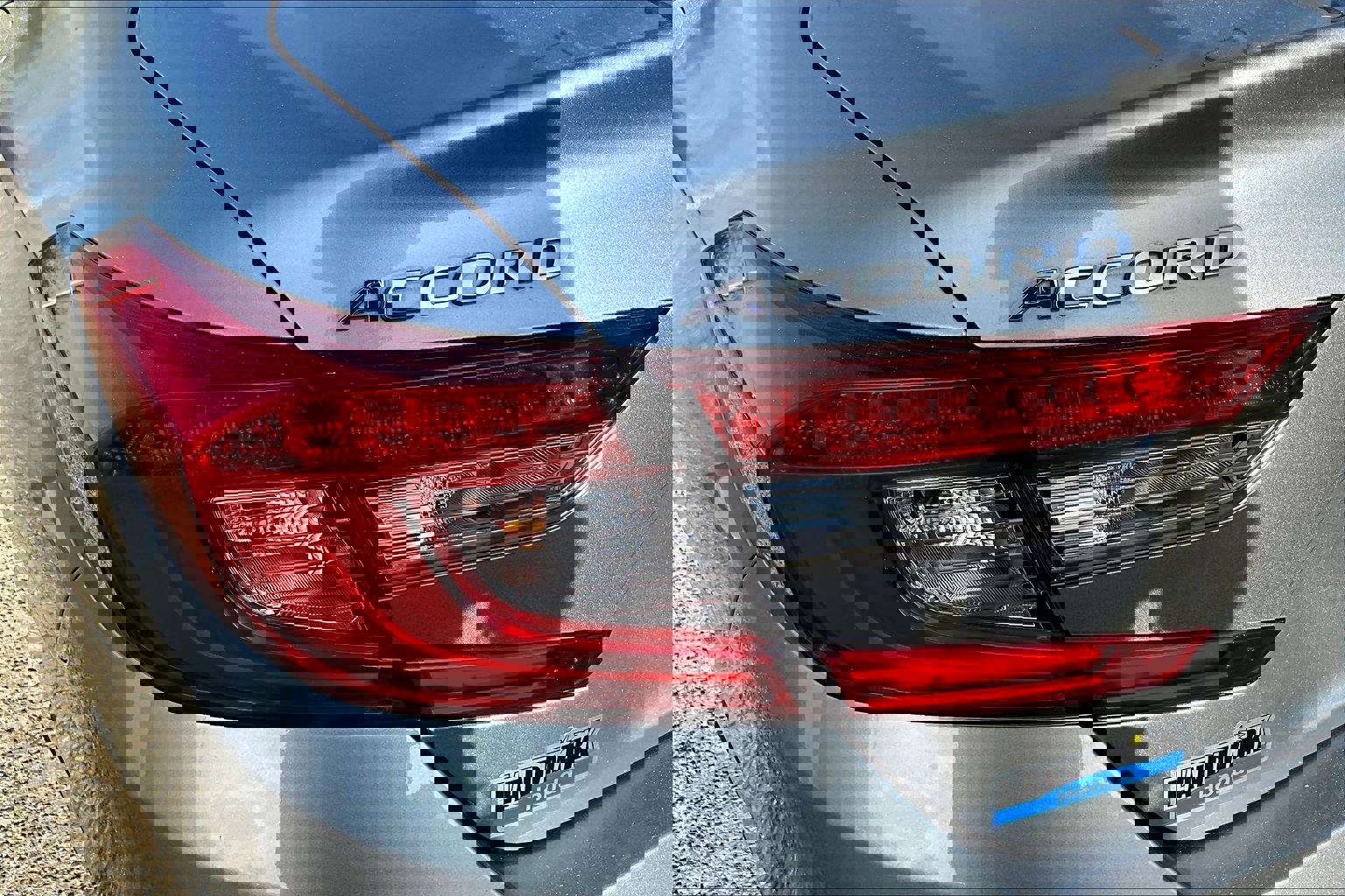 Used 2018 Honda Accord LX image 30