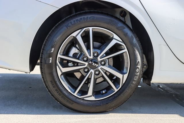 Used 2024 Kia Forte LXS image 10