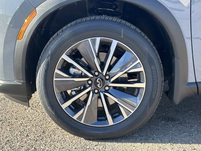 New 2026 INFINITI QX60 Luxe image 10