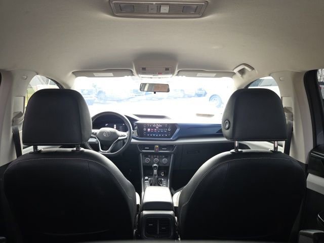 Used 2022 Volkswagen Taos SE image 12