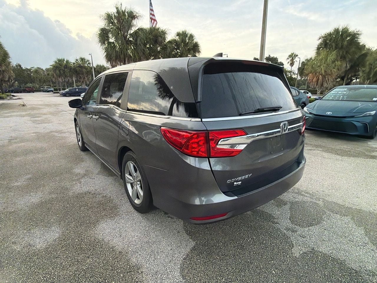 Used 2019 Honda Odyssey EX-L image 3