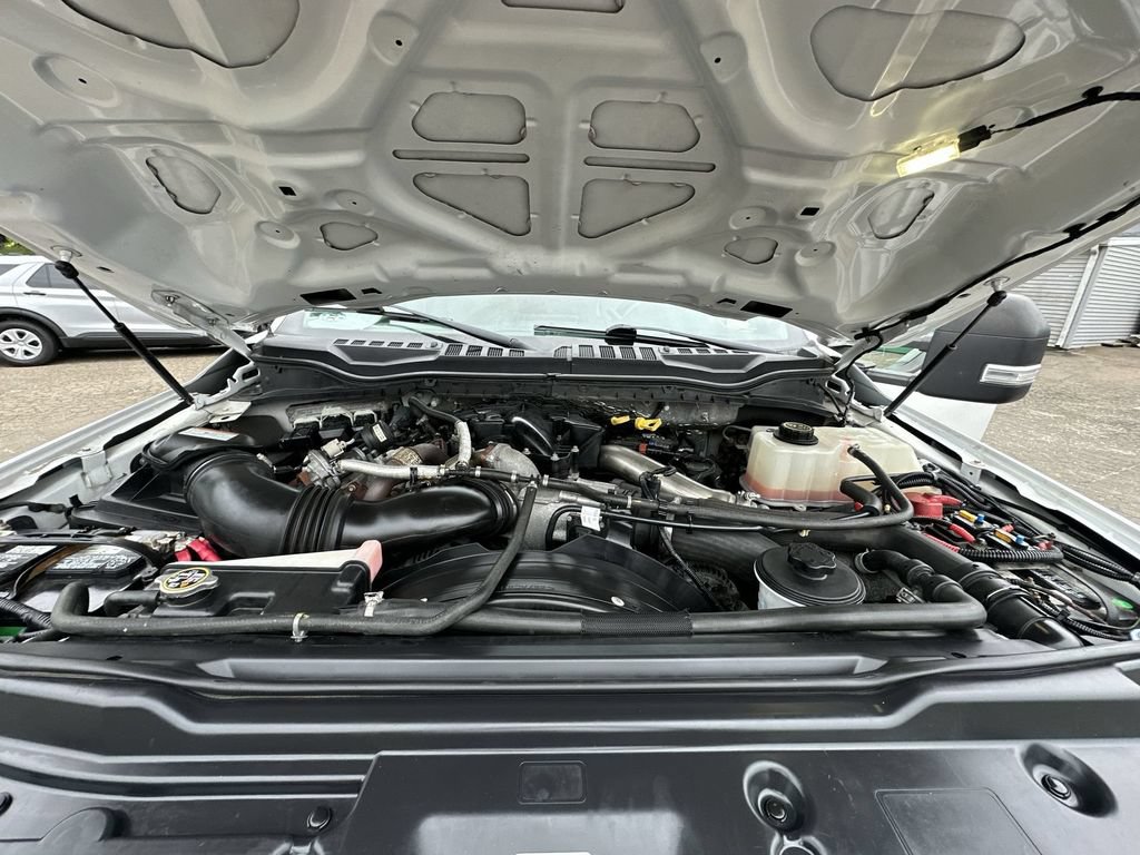 Used 2019 Ford F550 4x4 Regular Cab Super Duty image 22