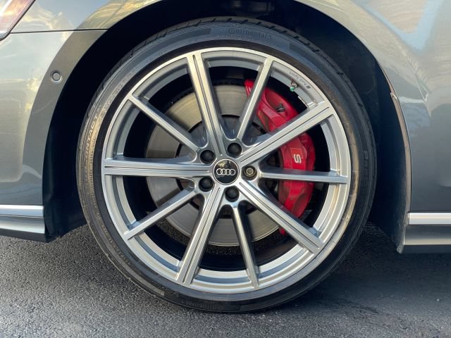 Used 2023 Audi S8 w/ S8 Executive Package AWD/4WD image 8