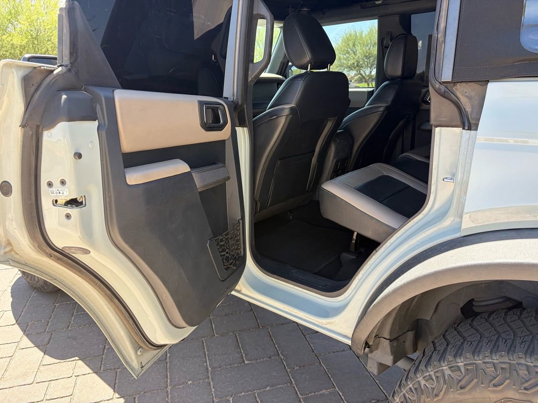 Used 2022 Ford Bronco Wildtrak AWD/4WD image 9