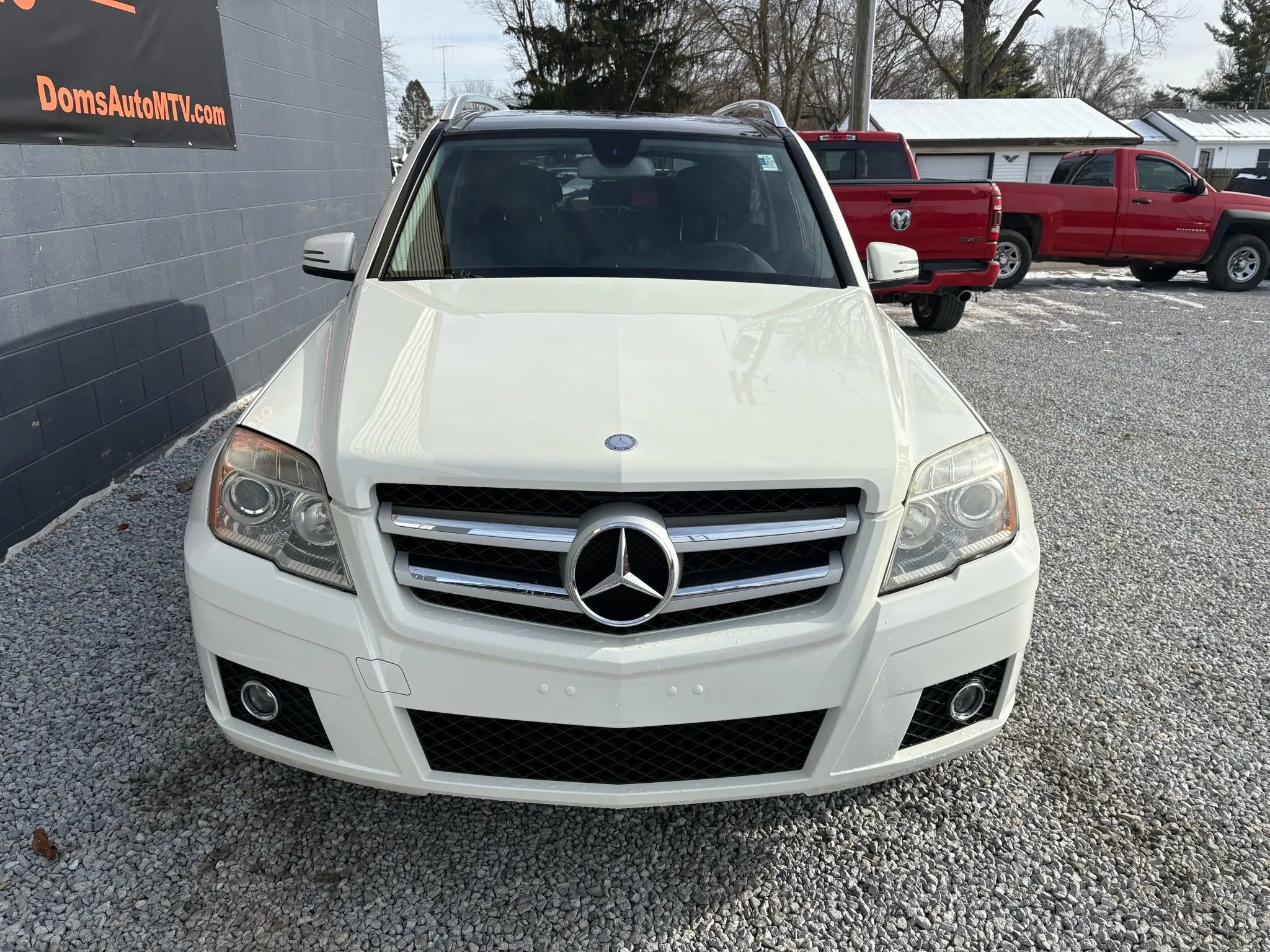 Used 2010 Mercedes-Benz GLK 350 4MATIC image 5