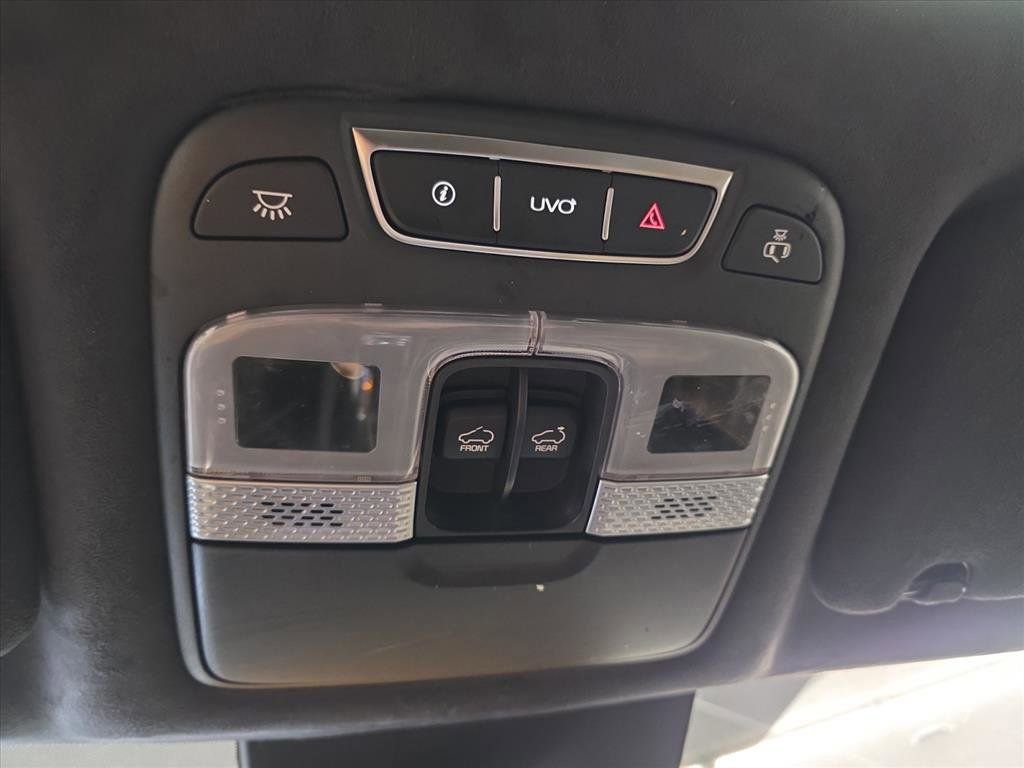 Used 2022 Kia Telluride SX w/ SX Prestige Package image 24