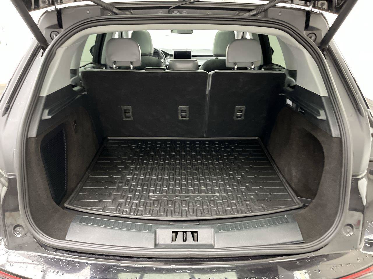 Used 2022 Lincoln Corsair AWD w/ Premium Package image 30