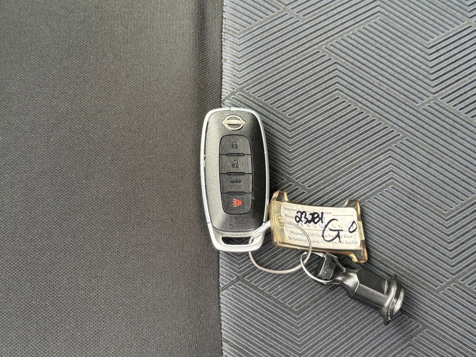 Used 2025 Nissan Versa SV FWD image 21