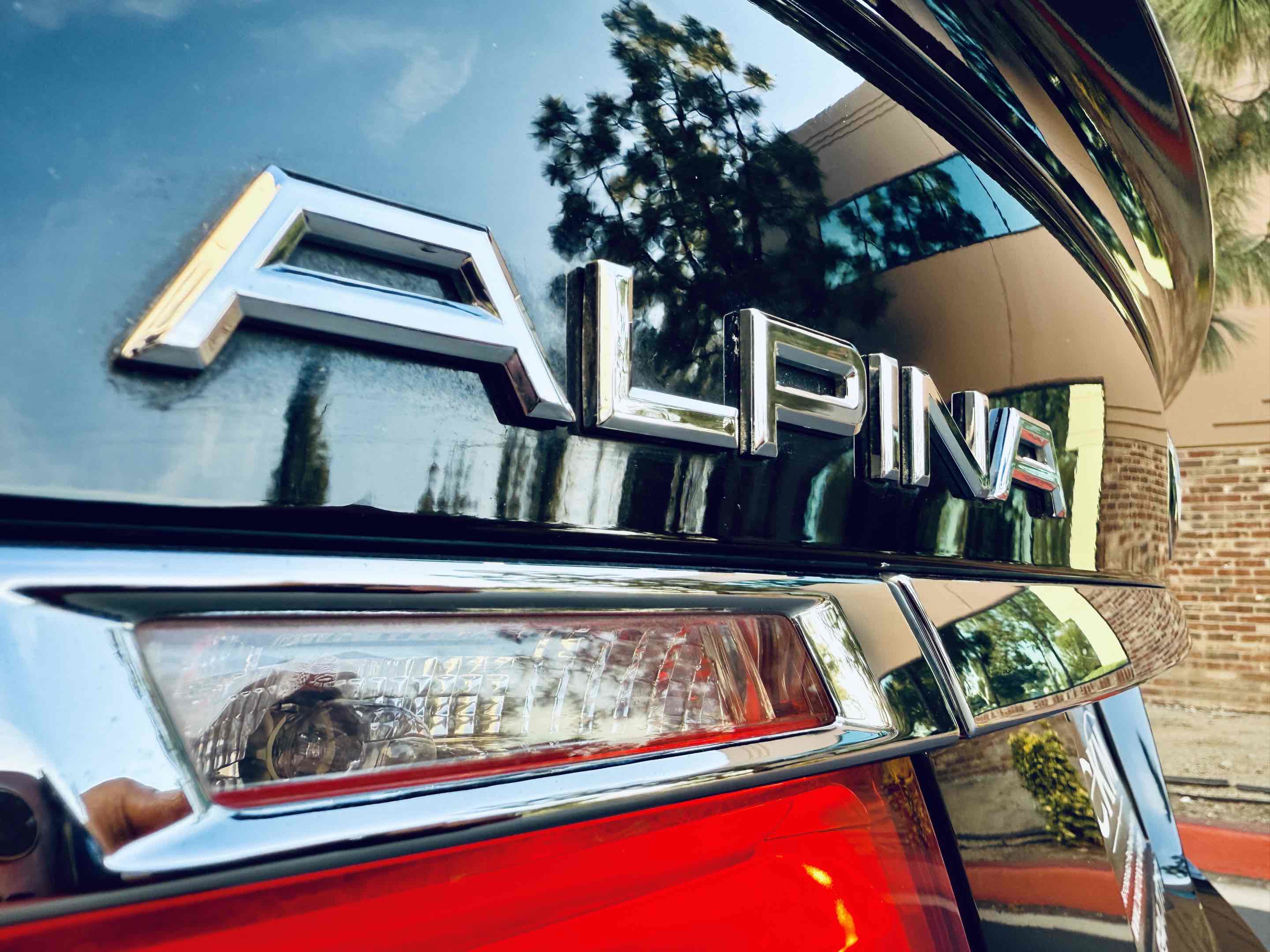 Used 2012 BMW ALPINA B7 image 23