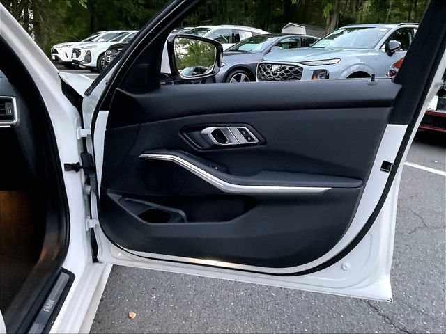 Used 2021 BMW 330i xDrive Sedan w/ Convenience Package AWD/4WD image 28