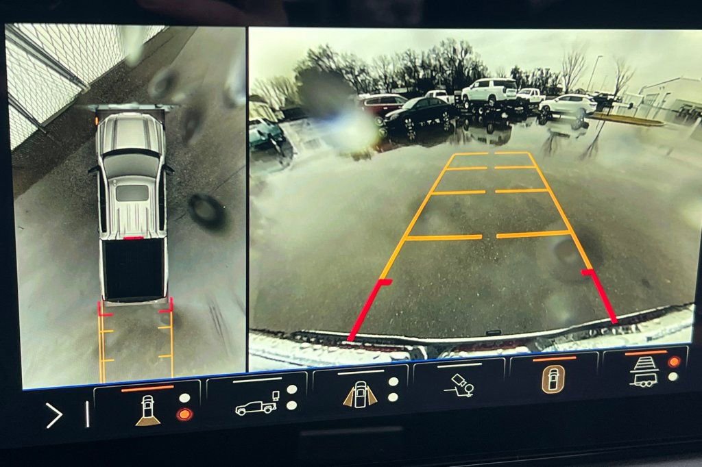 New 2026 GMC Sierra 1500 AT4 AWD/4WD image 16