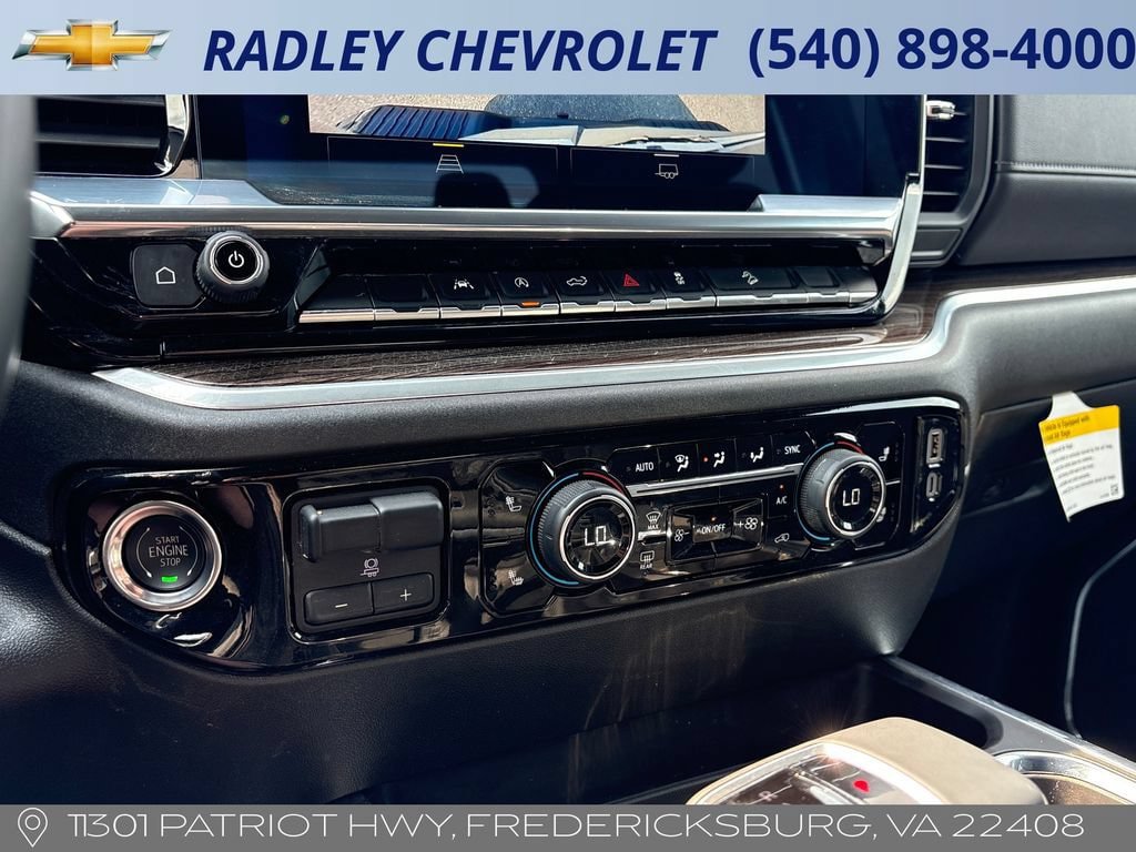 Certified 2025 Chevrolet Silverado 1500 RST w/ Z71 Off-Road Package AWD/4WD image 10