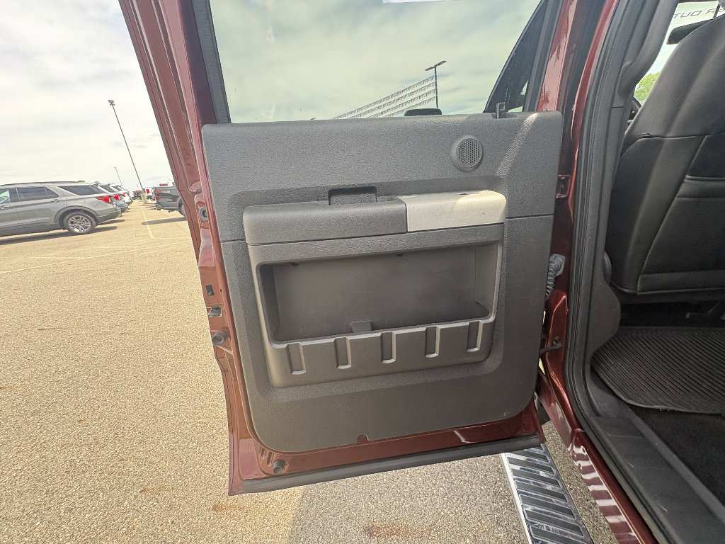 Used 2015 Ford F350 Lariat w/ Lariat Ultimate Package AWD/4WD image 16