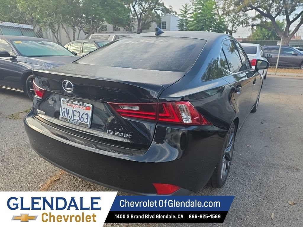 Used 2016 Lexus IS 200t w/ F Sport Package RWD image 7