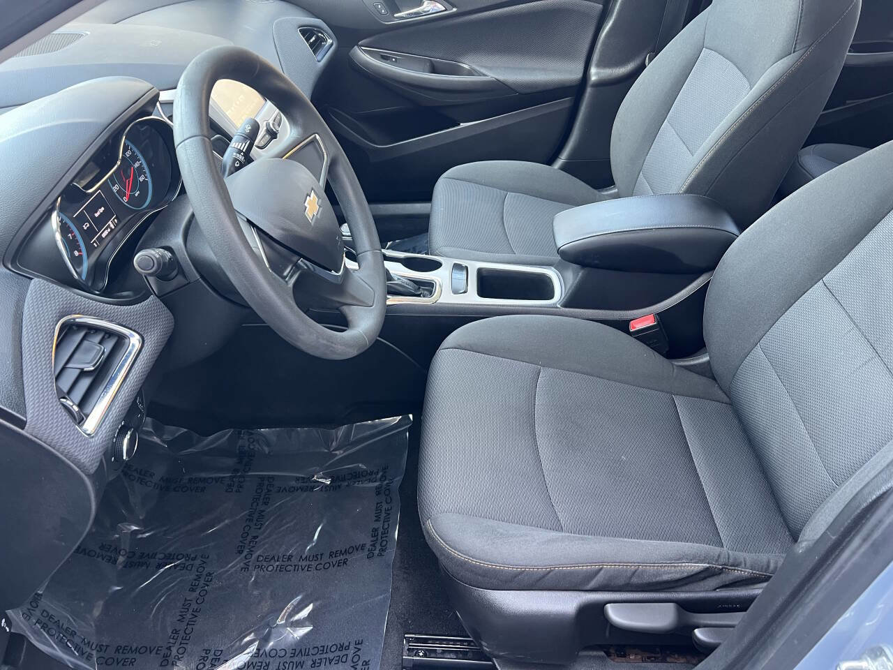 Used 2018 Chevrolet Cruze LS image 9