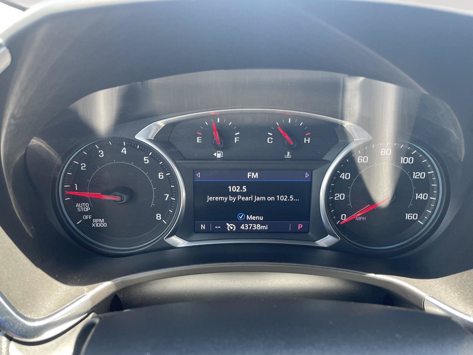 Used 2019 Chevrolet Equinox Premier FWD image 2