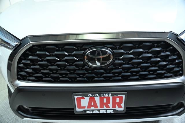 Used 2023 Toyota Corolla Cross XLE w/ Convenience Package image 16