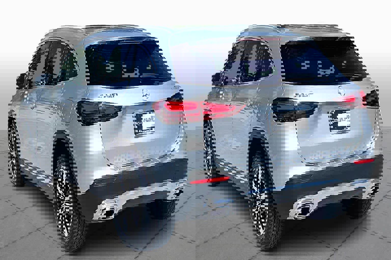 Used 2026 Mercedes-Benz GLA 250 4MATIC image 12