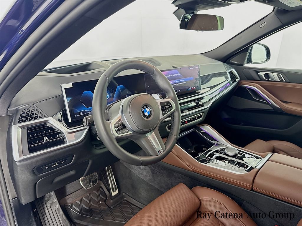 Used 2026 BMW X6 xDrive40i w/ Climate Comfort Package image 9