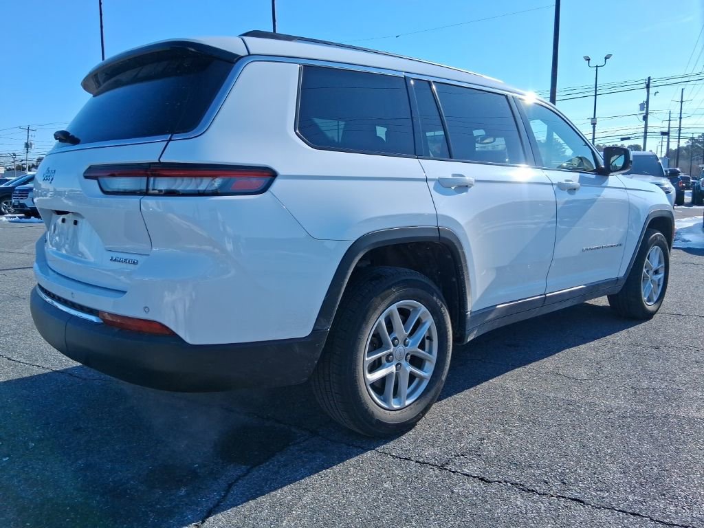 Used 2023 Jeep Grand Cherokee L Laredo w/ Luxury Tech Group I image 5