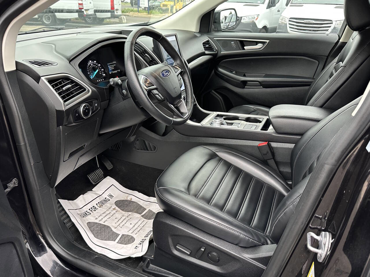 Used 2024 Ford Edge SEL image 9