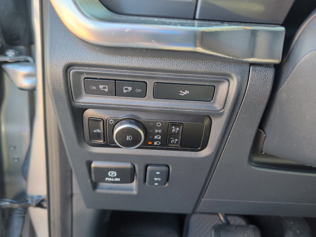 Used 2023 Ford F150 Lariat w/ Equipment Group 502A High AWD/4WD image 14