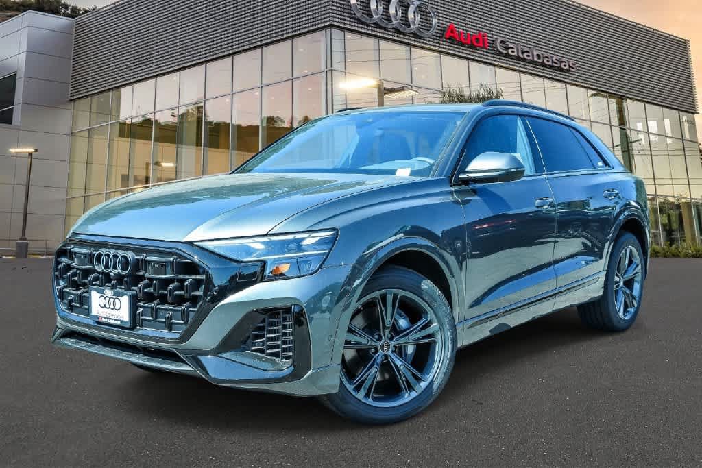 New 2026 Audi Q8 Premium