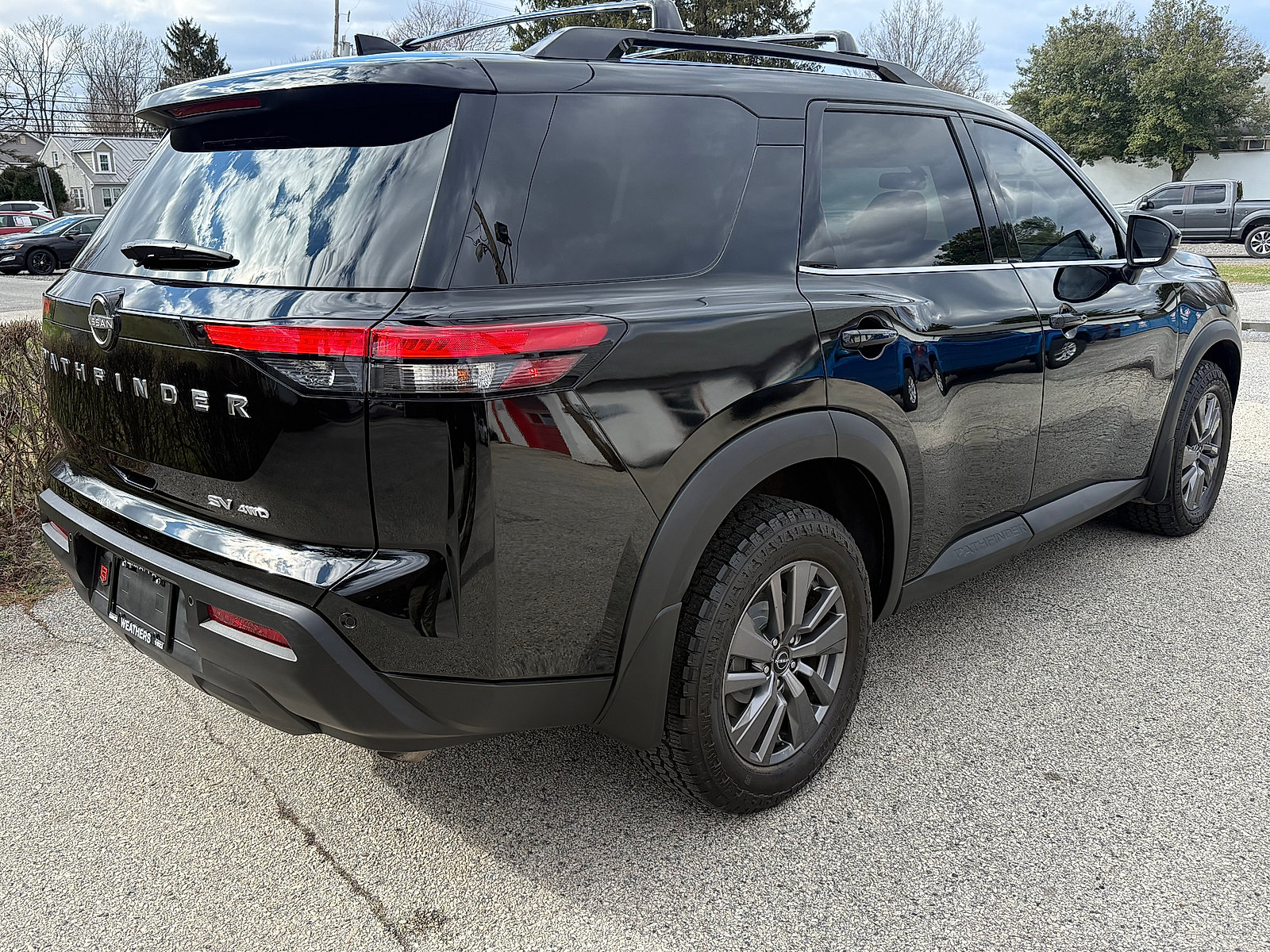 Used 2023 Nissan Pathfinder SV AWD/4WD image 4