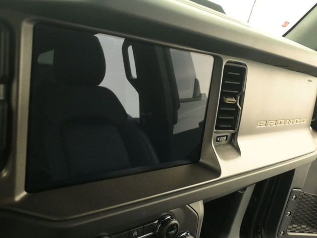New 2026 Ford Bronco Badlands w/ Sasquatch Package image 14