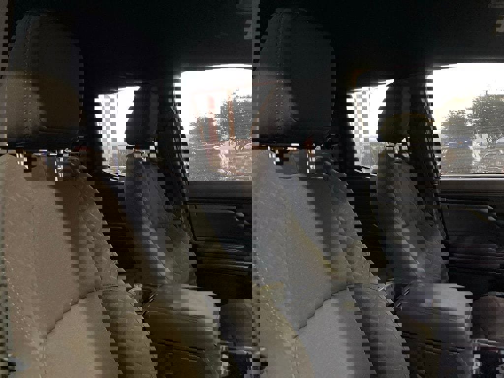 Used 2024 Toyota Tacoma SR5 AWD/4WD image 7