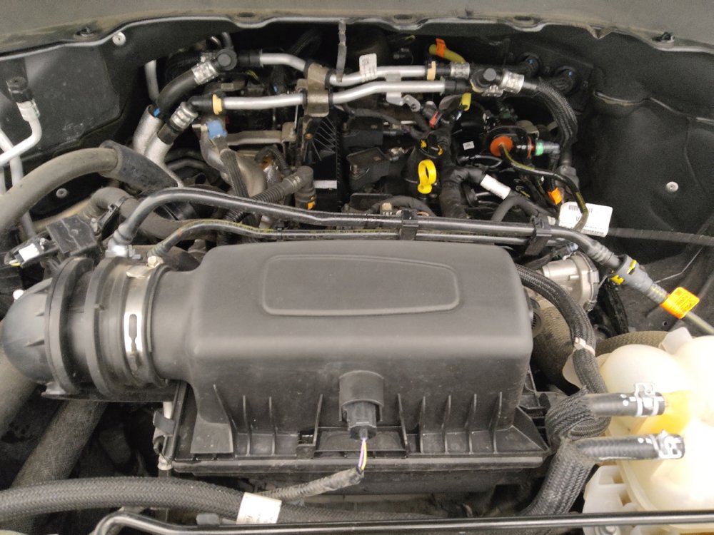 Used 2022 Ford Explorer XLT image 30